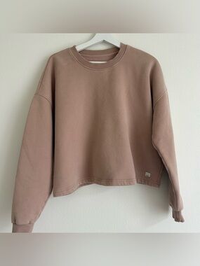Vuori Dusty Rose  Crewneck Cropped/Boxy Sweatshirt